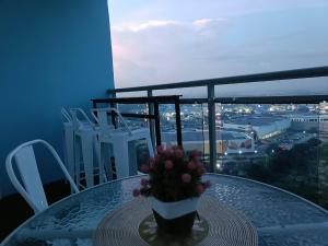 make your ordinary day special at Paralaya