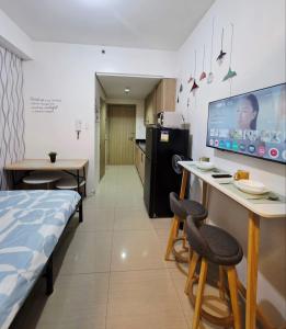 Condotel Mall of Asia Shore 3 Near Airport