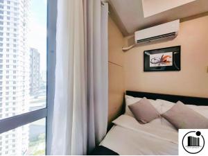 Citispace 1BR Condotel Suite at Sunshine100 City Plaza #SS07A