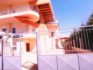 Georgios Apartments - Velika