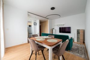Olbrachta Cozy Nest Apartment by BookingHost