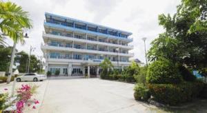Sea Mountain Khanom Hotel