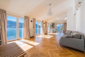 Villa Teresa on Lake Comos Lakeshore