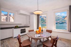 Villa Teresa on Lake Comos Lakeshore