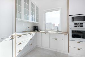 Przestronny Apartament z Parkingiem w Gdańsku by Renters Prestige