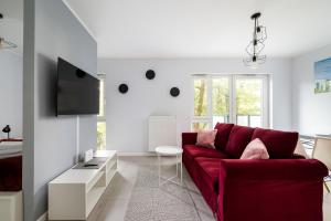 Olszowa 14 Riverside Apartment by BookingHost