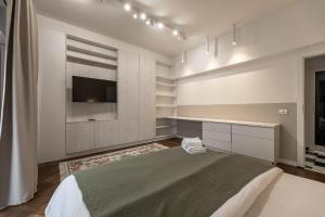 Elegant 2 Room Apartament - Central
