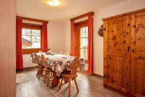 Comfortable Apartment in Livigno with Balcony