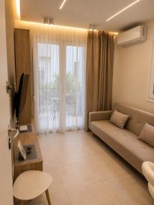 Thessa Stay - Stylish Suite Near City Center