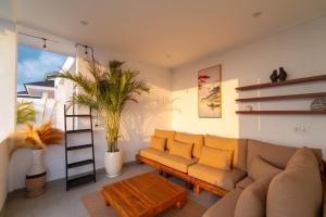 Seaview Rooftop Private 2BR Pool Villa - 3 Minutes Walk to Seseh Beach
