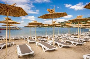 Royal Bay Resort & Aqua Park