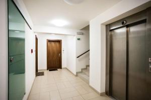 Sanny by Glorion Apartments Peace & balcony bliss