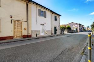 Two Rooms In Pisa