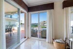 Spectacular Mijas 3 bedroom Apartment with Large T