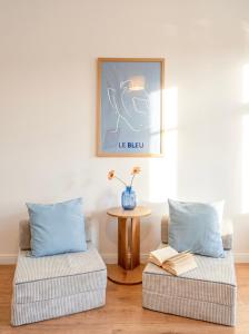 Dvořáks Prague Home - Modern Stay for 8 Guests