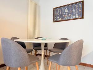 Blue Coral Apartment - City Center