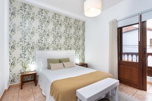TenoHomes La Perla Balcony Garachico