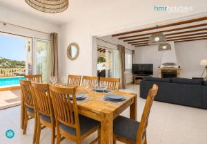 Villa Vesper by HMR Holidays