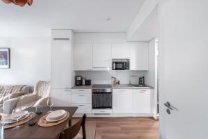 3 Rooms - Sauna - Balcony - Buyck