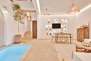 Riad Abati Piscine Privee avec Petit dejeuner et Terrasse