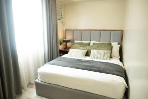 1BR Staycation Near Atria and SM Iloilo