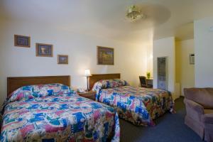 Standard Double Room room in Lazy J Ranch Motel