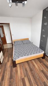 Sleep Stay Orange & Grey