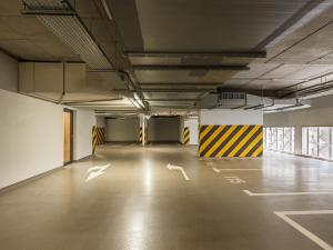 URBAN APARTMENTS Global Skyline - 19th floor No 23 - Free Garage - LUXURY