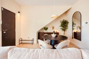Luxe Penthouse met Dakterras en Zeezicht