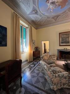 Florentine Blue Sky