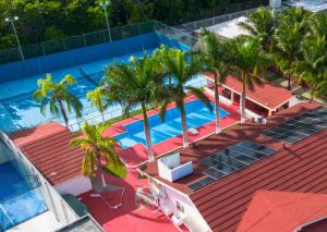 Private Villa with Pool and Tennis Court, 7 BR