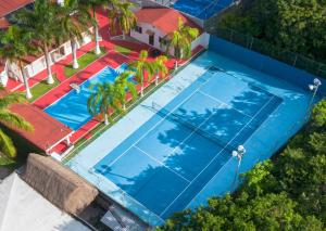 Private Villa with Pool and Tennis Court, 7 BR
