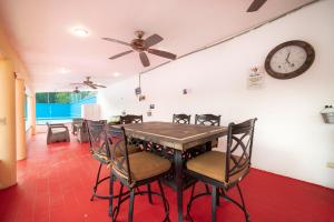 Private Villa with Pool and Tennis Court, 7 BR