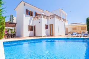 Three-Bedroom Villa room in Ses Àncores