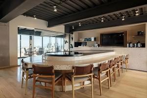 Moderno Loft con Coworking Ejecutivo, Jacuzzi & Gym