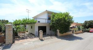 House Paulina 1214 