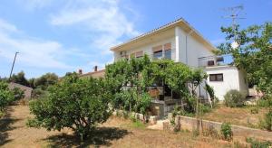 House Paulina 1214 
