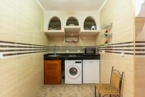 2-bedroom villa, private pool, not overlooked