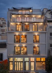 Noctilia Athens
