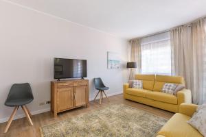 DAzeglio by Impero House