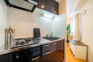 #42 Grand Place 202