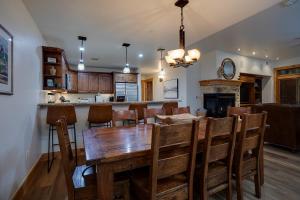 BL6204 - Bear Lodge