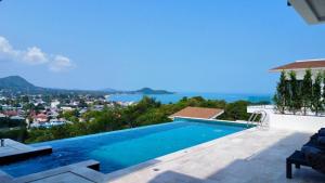 Villa Emilia 3BR Sea View Infinity Pool, Bophut