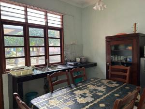 Kalong Bay Homestay - Villa Seroja