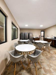 Suites Uk Chak Zona Universitaria