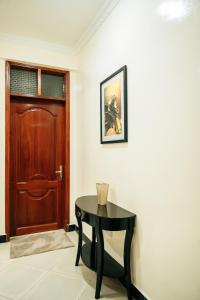 Luxury 3BR Mikocheni Apt Generator and Parking