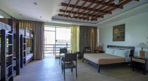 Anilao Awari Bay Resort