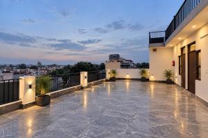 Hotel Sunrise Dehradun Near Railway Station 50 Meter