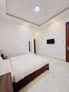 Happy 2 Hotel