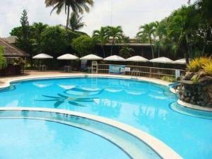 The Ritz Hotel at Garden Oases